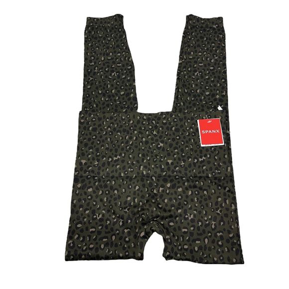 SPANX Look at Me Now Seamless Olive Green Leopard Print Leggings Size M NWT - Picture 4 of 11
